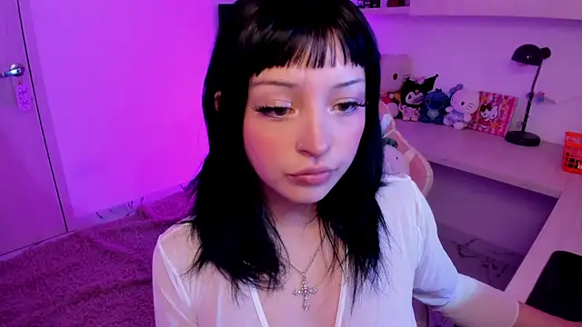 Snapshot of Francesca1_ chatting on 01-28-25, 09:40 Francesca1 online show from 01-28-25, 09:40