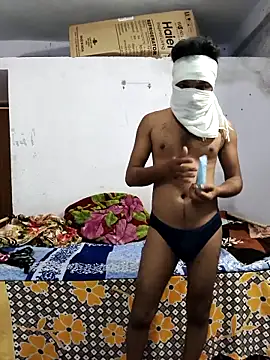 Snapshot of hot_wife_35 chatting on 11-02-25, 03:09 hot wife 35 online show from 11-02-25, 03:09