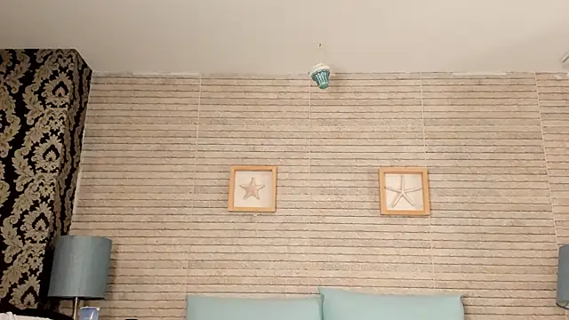 Catalinna Thompson online show from 01-17-25, 11:59