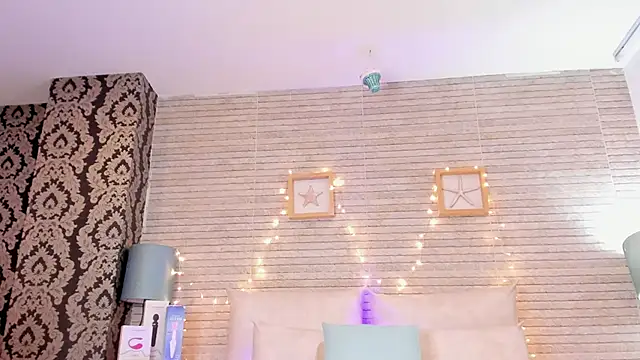 Catalinna Thompson online show from 02-02-25, 06:10