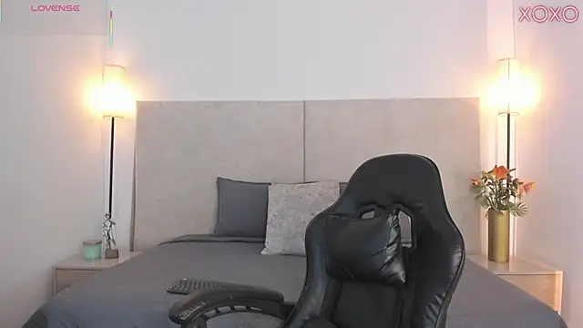 Saori newman online show from 03-25-26, 11:38