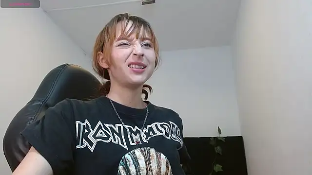 CelesteAyase online show from 02-04-25, 10:24