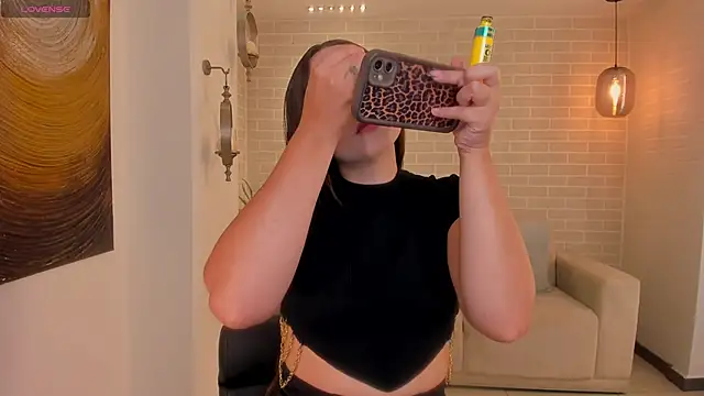 AlinaKravitz online show from 04-23-26, 06:32