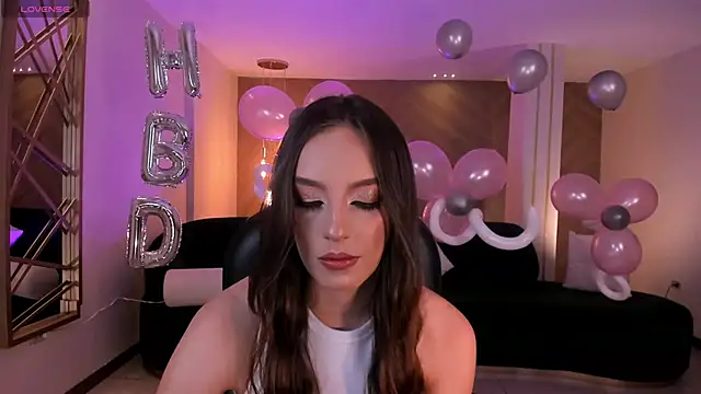 KaiaFerreira online show from 03-10-25, 12:59