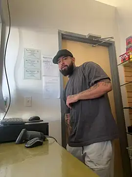 Snapshot of jr91esl chatting on 02-05-25, 09:18 jr91esl online show from 02-05-25, 09:18