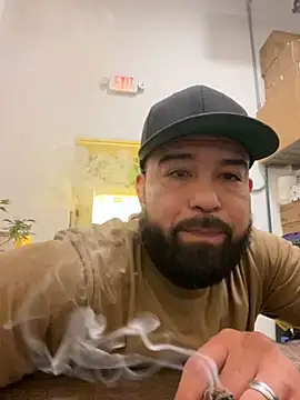 Snapshot of jr91esl chatting on 03-05-25, 06:01 jr91esl online show from 03-05-25, 06:01