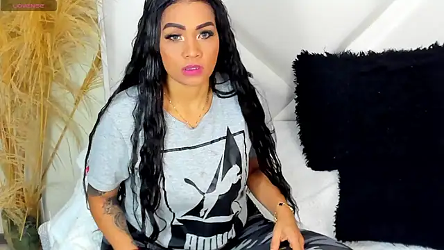 Snapshot of ScarlethNatasha chatting on 09-27-25, 04:28 ScarlethNatasha online show from 09-27-25, 04:28