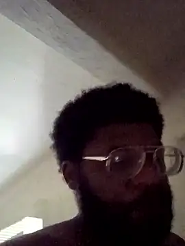 Snapshot of dvaughn3117 chatting on 09-15-25, 09:48 dvaughn3117 online show from 09-15-25, 09:48