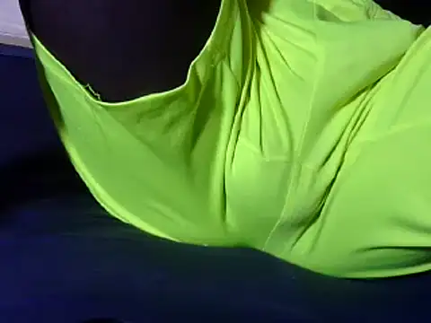 Snapshot of kingmaestro_ chatting on 03-12-25, 05:35 kingmaestro online show from 03-12-25, 05:35