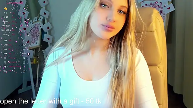 Evacadooo online show from 02-18-25, 02:49