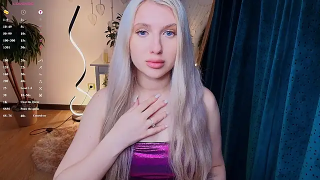 Evacadooo online show from 05-06-26, 03:02
