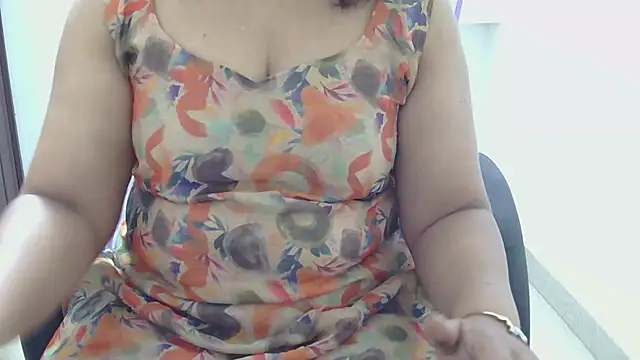 Snapshot of indian_anu_mallu chatting on 10-20-25, 07:42 indian anu mallu online show from 10-20-25, 07:42