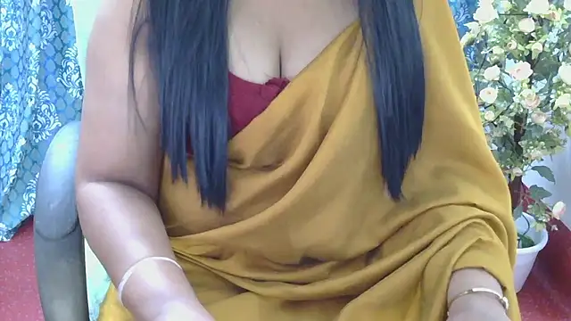 Snapshot of indian_anu_mallu chatting on 01-12-26, 04:39 indian anu mallu online show from 01-12-26, 04:39