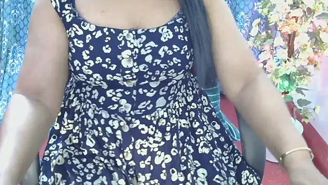 Snapshot of indian_anu_mallu chatting on 02-08-26, 06:22 indian anu mallu online show from 02-08-26, 06:22