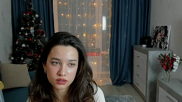 EmeliaReaper online show from 02-17-25, 01:04