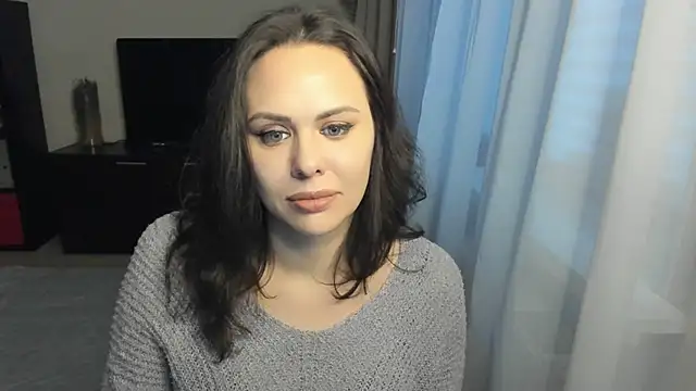 MollyCheiz online show from 11-21-25, 01:10