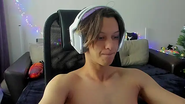 Ostin meow online show from 12-01-25, 05:34