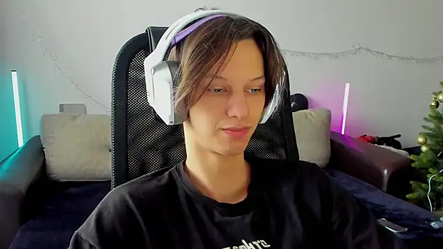 Ostin meow online show from 01-08-26, 06:16