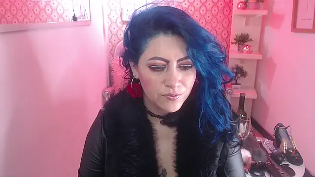 Snapshot of scarleth_blue chatting on 10-01-25, 03:01 scarleth blue online show from 10-01-25, 03:01