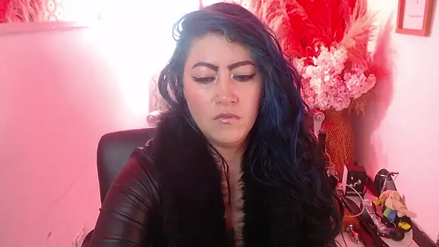 Snapshot of scarleth_blue chatting on 02-12-26, 03:12 scarleth blue online show from 02-12-26, 03:12