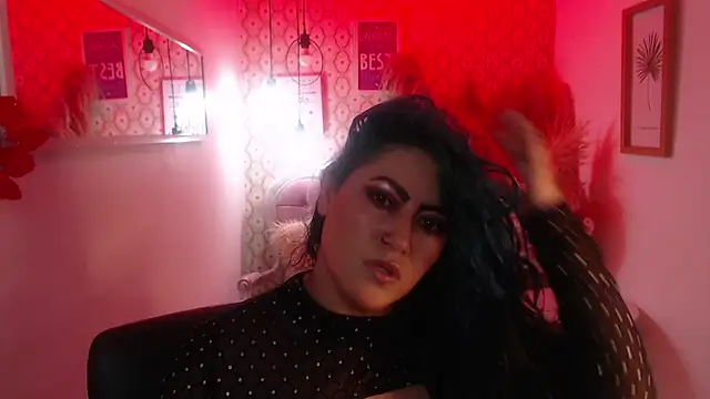 Snapshot of scarleth_blue chatting on 02-18-26, 03:24 scarleth blue online show from 02-18-26, 03:24