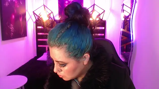 Snapshot of scarleth_blue chatting on 05-22-26, 03:13 scarleth blue online show from 05-22-26, 03:13