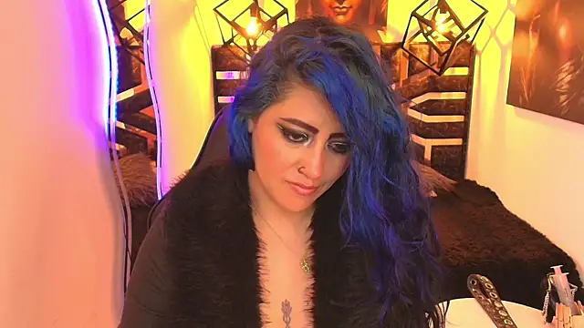 Snapshot of scarleth_blue chatting on 06-12-26, 03:16 scarleth blue online show from 06-12-26, 03:16