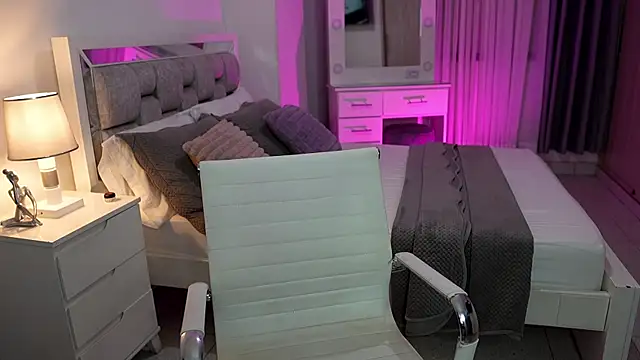 Snapshot of Camilaa_bueno chatting on 02-09-25, 11:25 Camilaa bueno online show from 02-09-25, 11:25