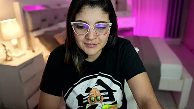 Snapshot of Camilaa_bueno chatting on 02-11-25, 12:38 Camilaa bueno online show from 02-11-25, 12:38