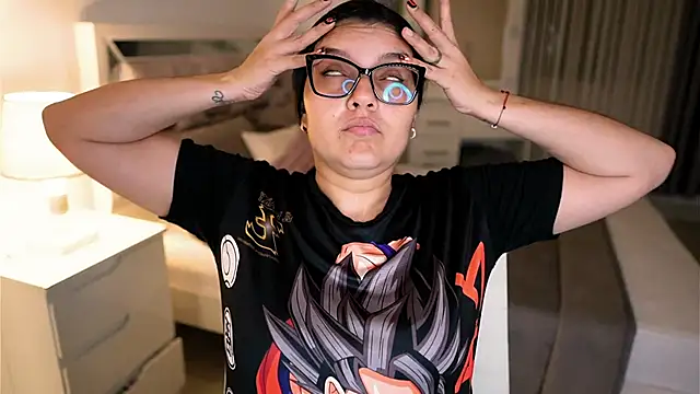 Snapshot of Camilaa_bueno chatting on 11-15-25, 03:15 Camilaa bueno online show from 11-15-25, 03:15