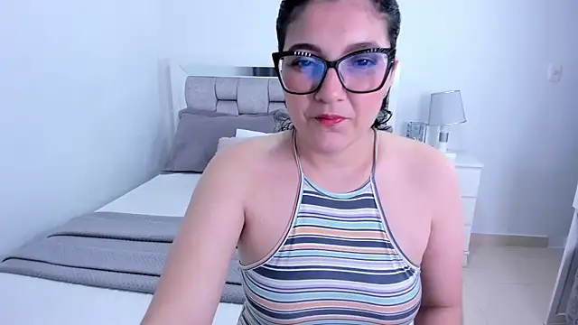 Camilaa bueno online show from 04-29-26, 11:44