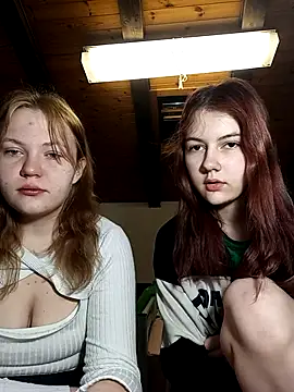Snapshot of ella_grays chatting on 03-03-25, 06:22 ella grays online show from 03-03-25, 06:22