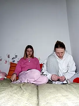 Snapshot of ella_grays chatting on 03-06-26, 05:09 ella grays online show from 03-06-26, 05:09