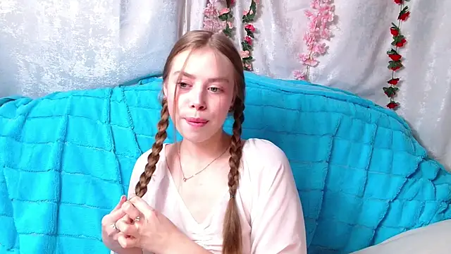 Snapshot of sofiaa_here chatting on 03-10-25, 12:29 sofiaa here online show from 03-10-25, 12:29