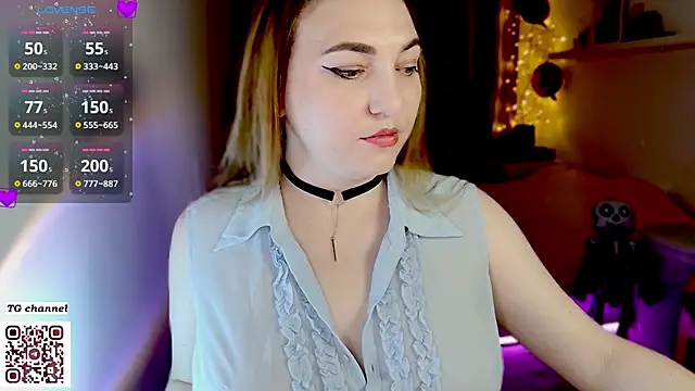 Snapshot of atlantis_s chatting on 10-28-25, 07:38 atlantis s online show from 10-28-25, 07:38