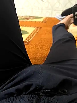 Snapshot of faaseel chatting on 03-07-25, 04:22 faaseel online show from 03-07-25, 04:22