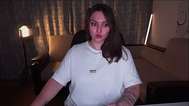 Hoot owl cb online show from 06-22-26, 03:42