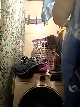 Snapshot of FlacoDani chatting on 02-11-26, 04:56 FlacoDani online show from 02-11-26, 04:56