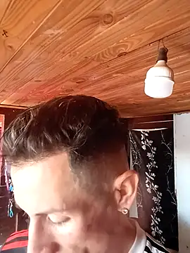 Snapshot of FlacoDani chatting on 03-11-26, 02:23 FlacoDani online show from 03-11-26, 02:23