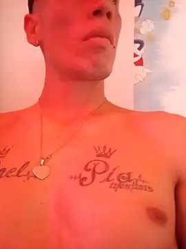 Snapshot of FlacoDani chatting on 03-16-26, 03:38 FlacoDani online show from 03-16-26, 03:38