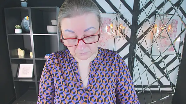 AlexandraKind online show from 12-21-25, 01:29