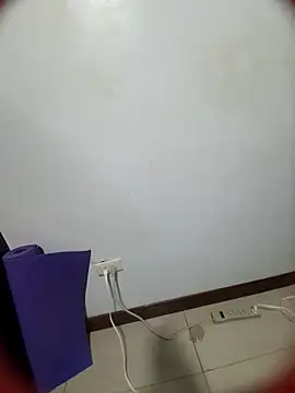 Katrina The Kitty online show from 11-14-25, 02:21