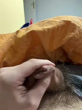 Snapshot of stev3w chatting on 02-08-25, 03:53 stev3w online show from 02-08-25, 03:53