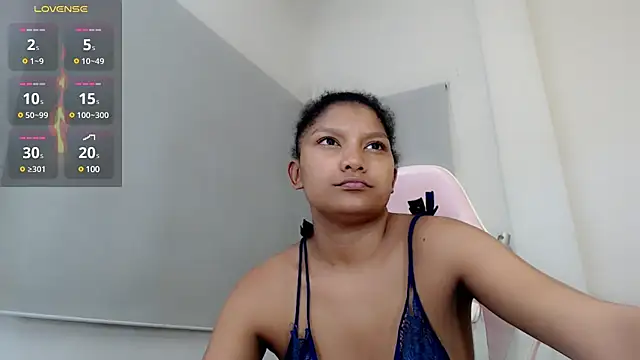 Snapshot of elly_willis chatting on 03-05-25, 03:40 elly willis online show from 03-05-25, 03:40