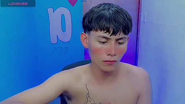 tanjiro cute online show from 04-19-26, 04:01