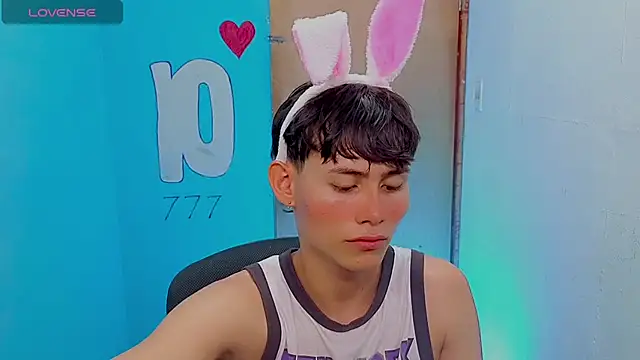 Snapshot of tanjiro_cute chatting on 05-16-26, 03:47 tanjiro cute online show from 05-16-26, 03:47