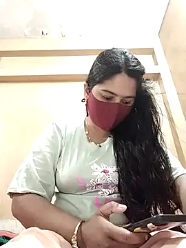 Snapshot of Magical_Girl- chatting on 03-17-25, 03:14 Magical Girl- online show from 03-17-25, 03:14