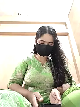 Snapshot of Magical_Girl- chatting on 09-23-25, 03:20 Magical Girl- online show from 09-23-25, 03:20