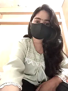 Snapshot of Magical_Girl- chatting on 11-26-25, 03:29 Magical Girl- online show from 11-26-25, 03:29