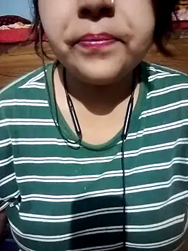 Love-Veronica online show from 04-28-26, 01:49